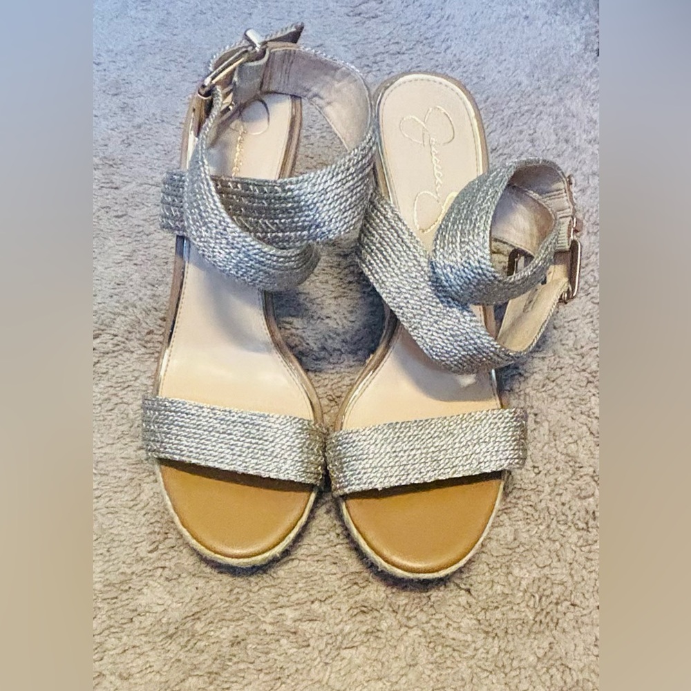 Jessica Simpson Gold Espadrille Wedge Sandals. Size 7.5 women’s